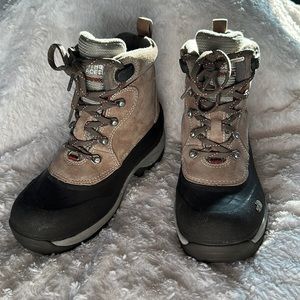 The North Face primaloft waterproof boots